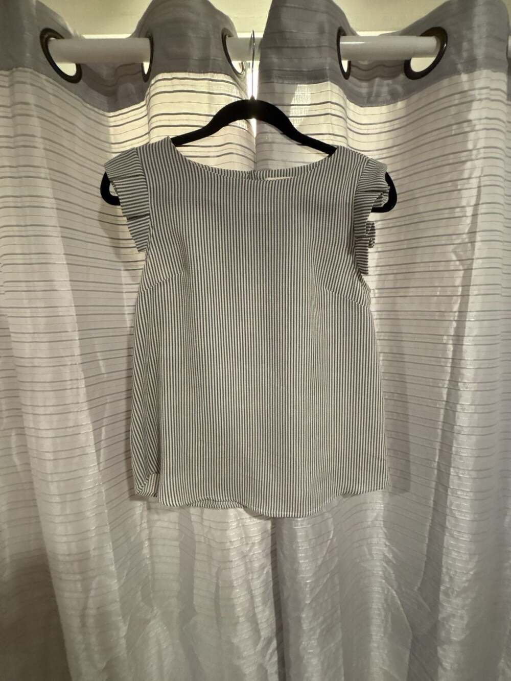 Monteau Los Angeles Ruffle Sleeve Top Size S Blue White Striped Blouse